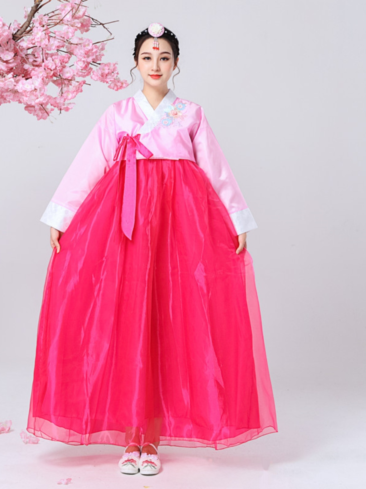 New Korean Court Women's Dance - đánh giá và giá Photography Studio