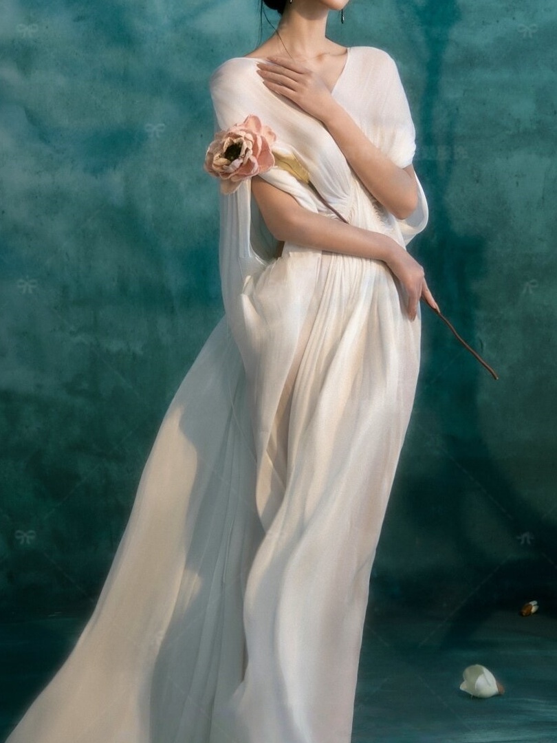Chic Chinese Backless Dress Ph - đánh giá và giá Photography Studio